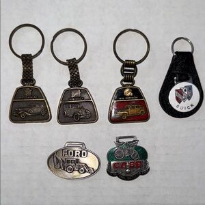 Six Vintage America Keychain Set with Bronze and Silver Tones